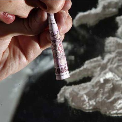 Propunerile Comisiei prezidenţiale privind drogurile şi sexul comercial, sprijinite de unele ONG-uri