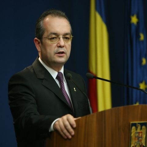 Bursa zvonurilor: Premierul Boc ar urma să primească şefia Ministerului Educaţiei. VEZI POSIBILII MINIŞTRI