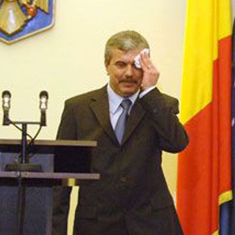 D. Nica: Băsescu a aruncat România într-o criză politică, în favoarea câştigării, cu orice preţ, a campaniei electorale