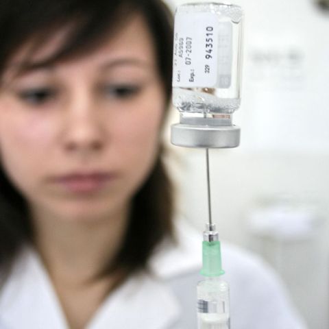 Al treilea vaccin împotriva gripei porcine va fi disponibil pe piaţă