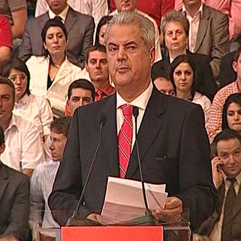 Năstase: În timpul mandatului lui Băsescu România "a fost vlăguită de un război româno-român"