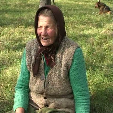 O bătrână din Vâlcea, declarată moartă în urmă cu 9 ani, nu îşi mai poate ridica pensia