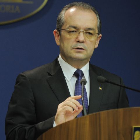 Boc: Actualul Guvern poate rămâne în funcţie până după prezidenţiale