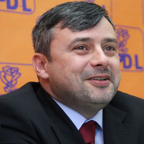 Şefii deconcentratelor susţinuţi de PSD din judeţul Suceava au intrat în concediu medical