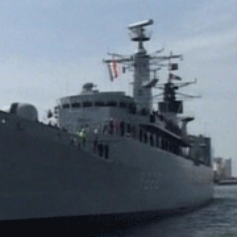 Ministerul Apărării dă un milion de lei fără licitaţie pentru reparaţii la fregata Maria