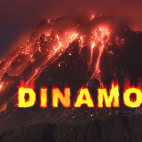 După modelul Steaua, fanii "câinilor" declară război acţionarilor: Badea, Borcea, Turcu şi păpuşarul Giovani batjocoresc Dinamo