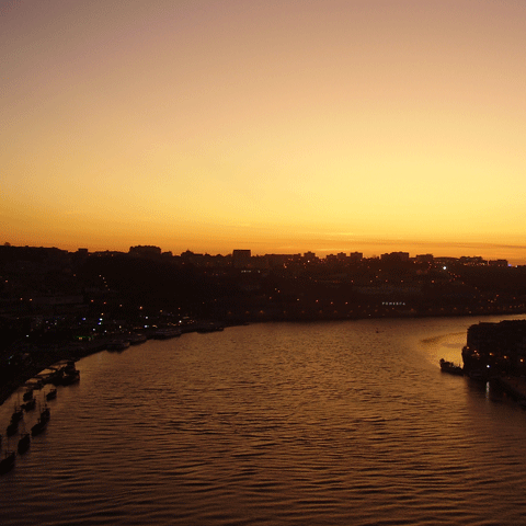 Porto, vechi oraş de pescari şi casa faimosului vin portughez - VEZI GALERIE FOTO