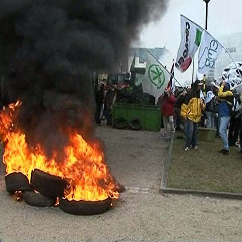 Protestele agricultorilor au continuat la Bruxelles