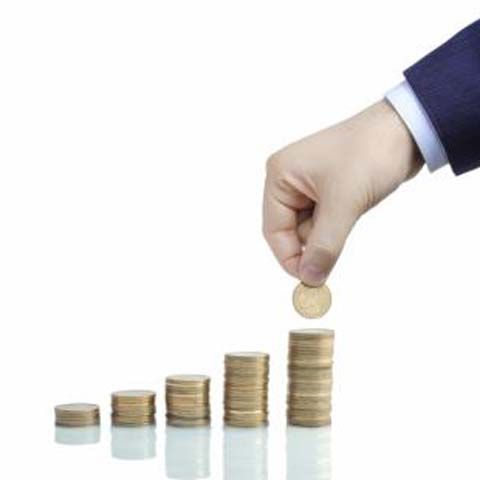 Angajaţii din Ghimbav stau de şase luni fără salarii