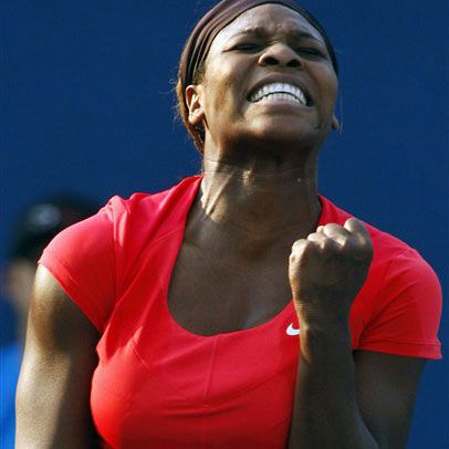 Serena Williams o detronează pe Safina în fruntea tenisului mondial