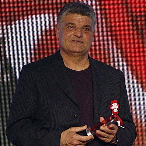 Ioan Andone e gata să revină la Dinamo: Nu vin pentru bani, ci vin cu sufletul. Cum comentaţi?