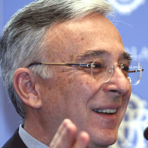 Mugur Isărescu a fost reconfirmat ca guvernator al BNR