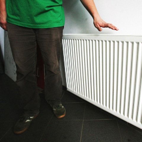 Boc: Facturile la energie termică vor fi compensate cu 90% pentru familiile cu venituri mici