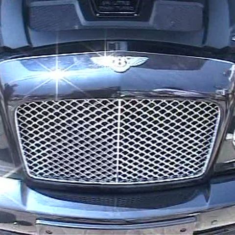 Guvernul a aprobat modificarea Codului Fiscal, produsele de lux nu mai sunt accizate din 2010