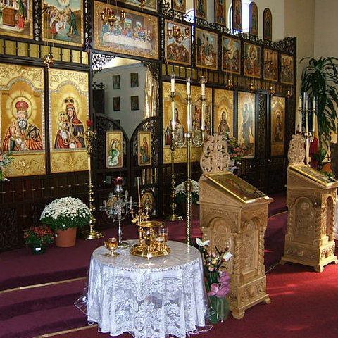 Un bărbat a furat dintr-o cutie a milei care avea alarmă