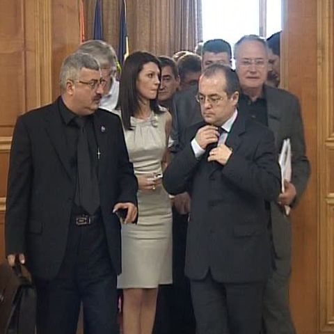 Liderii PD-L s-a reunit la această oră în şedinţa Colegiului Director