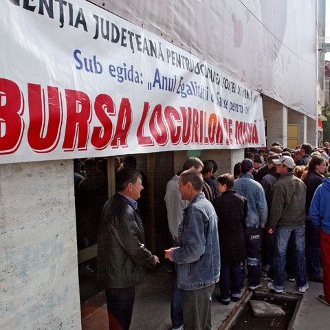 Numărul de şomeri a depăşit 625.000 în septembrie, nivel maxim al ultimilor cinci ani