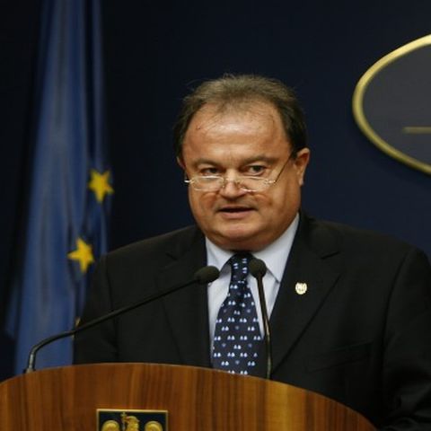 Vasile Blaga: Oprescu vine din inima sistemului mafiot patronat de PSD, Iliescu şi Cozmâncă 