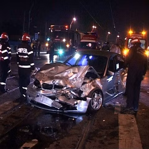 Cinci oameni au ajuns la spital în urma a trei accidente din Capitală