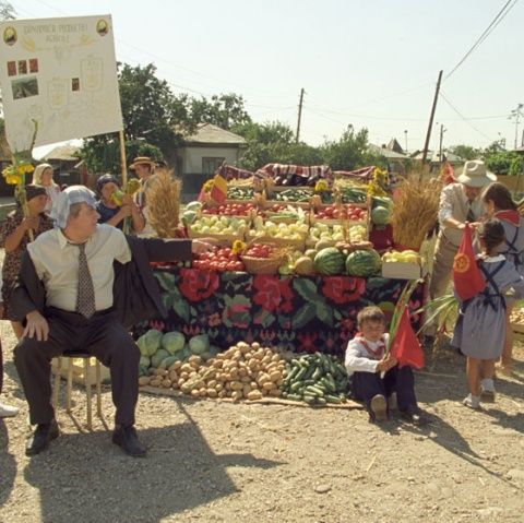"Amintiri din Epoca de Aur" şi "Cea mai fericită fată din lume" la Festivalul de Film de la Varşovia