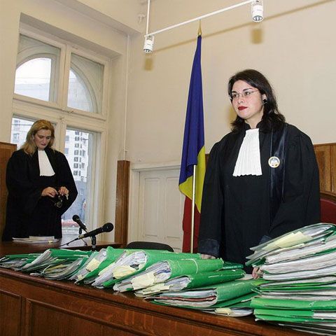 CSM a stabilit că este obligatorie participarea magistraţilor la birourile electorale