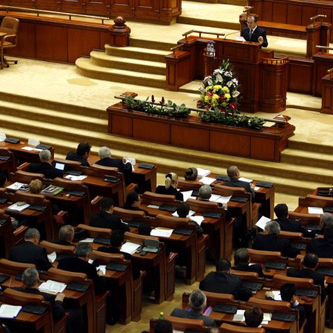 Ordonanţa privind referendumul a fost reprogramată la Senat