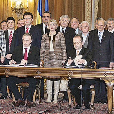 Ioan Stanomir: Nu avem o instanţă care să verifice constituţionalitatea unei moţiuni de cenzură