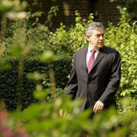 Brown trebuie să ramburseze peste 13.000 de euro, decontaţi pentru curăţenie, grădinărit şi decorare