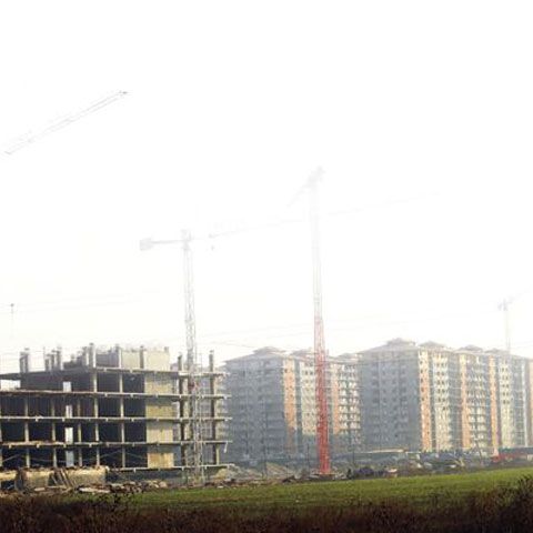 Robert Negoiţă este cel mai mare potenţial datornic dintre cei 7.000 de români care au vândut locuinţe