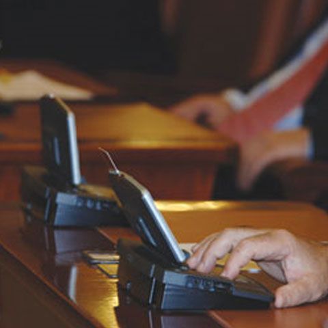 Bîrlea (PDL): Moţiunea de cenzură e neconstituţională şi incoerentă