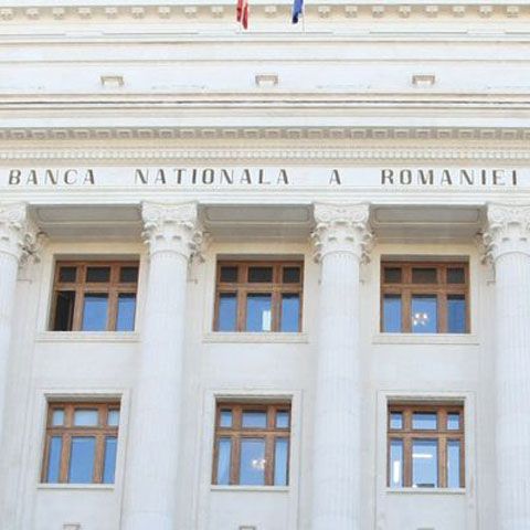 Miracolul de la BNR: primul surplus al contului curent din ultimii 7 ani 