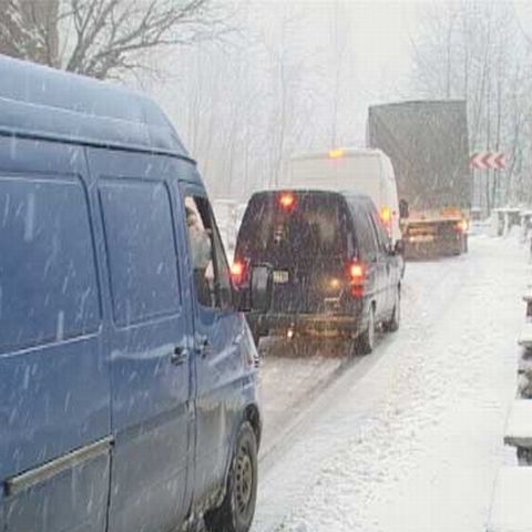 Fulgi de zăpadă în toată ţara