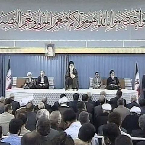 Ayatollahul Ali Khamenei ar fi intrat în comă sau chiar ar fi murit, Iranul dezminte