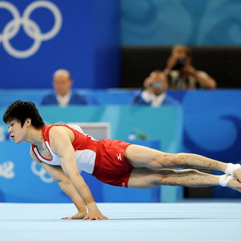 Gimnastică: Japonezul Kohei Uchimura, campion mondial la individual compus