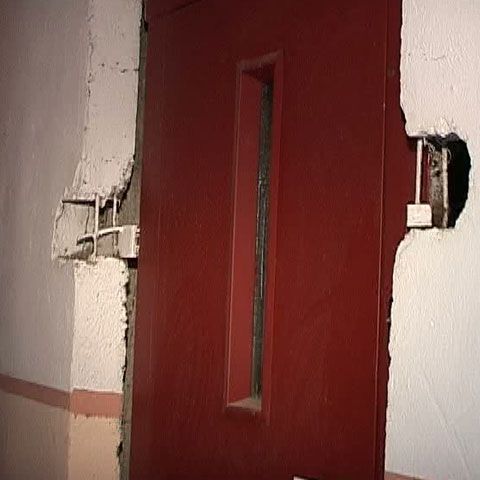Într-un bloc din Focşani a fost montat un lift după 20 de ani