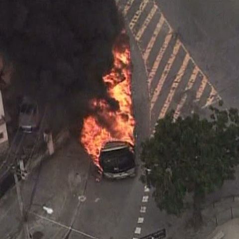 Conflictul dintre traficanţi şi poliţie a făcut doisprezece morţi la Rio de Janeiro 