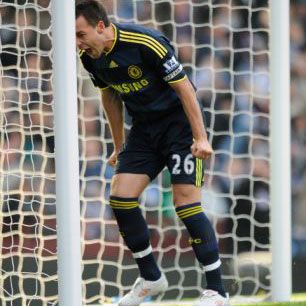 Anelka l-a pus la pământ pe managerul lui Aston Villa - VEZI VIDEO