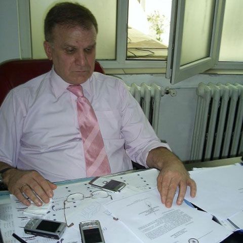 Banii găsiţi în biroul lui Nati Meir vor fi expertizaţi pentru a se verifica autenticitatea lor