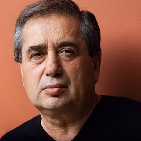 Terenurile lui Ioan Niculae valorează dublu faţă de cele ale lui Becali