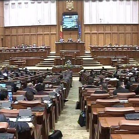 Grupurile PD-L au depus la Parlament proiectul de Lege a pensiilor elaborat de Guvern