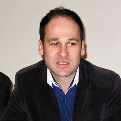 Fiscul a pus sechestru asiguratoriu pe averea deputatului Robert Negoiţă