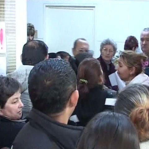 Sute de locuitori din Sfântu Gheorghe au stat la coadă pentru ajutoarele de încălzire