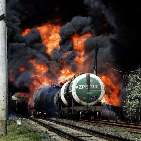 Un tren a deraiat în urma unei explozii puternice pe calea ferată din vestul Georgiei