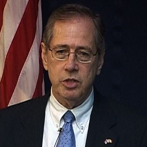 Gitenstein: Este puţin probabil ca Obama să se vadă cu Băsescu 