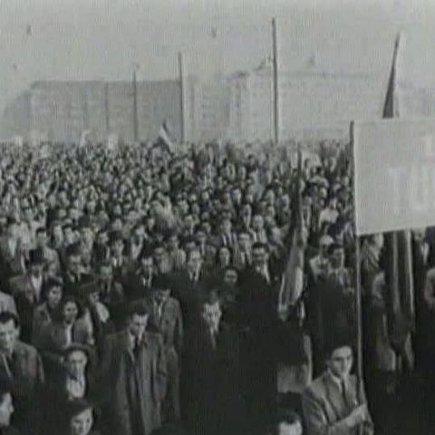 Vineri s-au împlinit 20 de ani de la instaurarea democraţiei în Ungaria