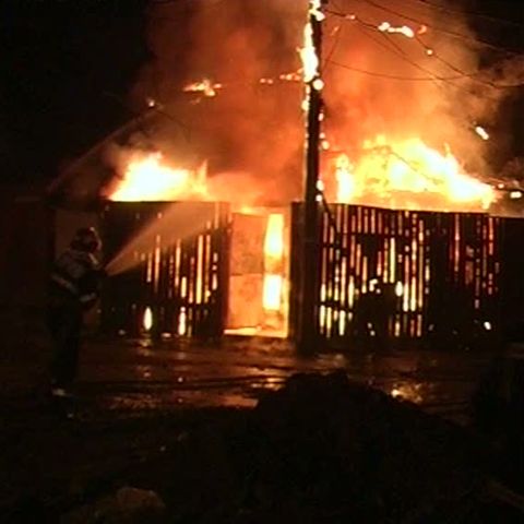 Un bărbat de 40 de ani a murit în urma unui incendiu 