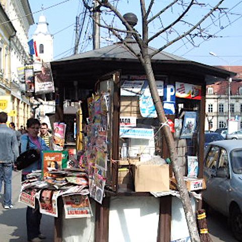 Noul guvern al ţării, alegerile prezidenţiale, dar şi fanatismul sunt temele atinse de editorialişti în presa de sâmbătă