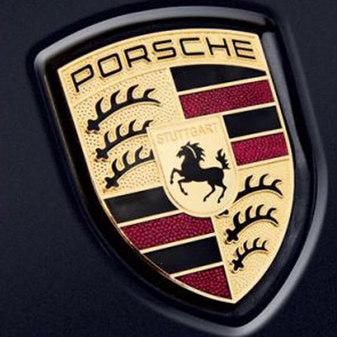 Porsche, cea mai cerută maşină de lux