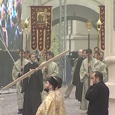 Luni creştinii l-au sărbătorit pe Sfântul Mare Mucenic Dimitrie