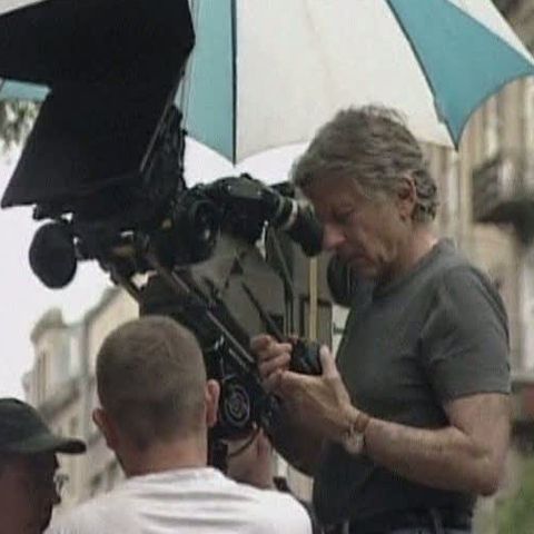 Victima lui Polanski apelează la justiţie pentru eliberarea regizorului